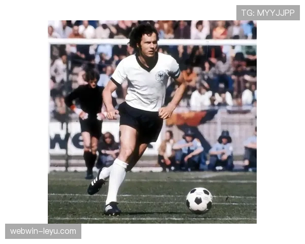 贝肯鲍尔心理战术揭秘:德国队问鼎世界杯的幕后制胜密码 贝肯鲍尔心理战术揭秘:德国队问鼎世界杯的幕后制胜密码