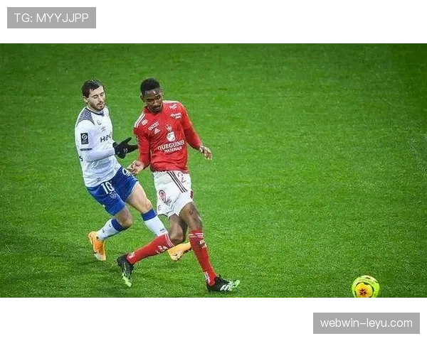 布雷斯特逆转取胜，状态回升剑指联赛目标