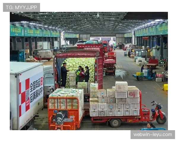 阿萨尔森年薪能买好几套房，周末背着菜篮子去菜市场